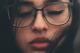 Increase online conversion by reducing psychological distance